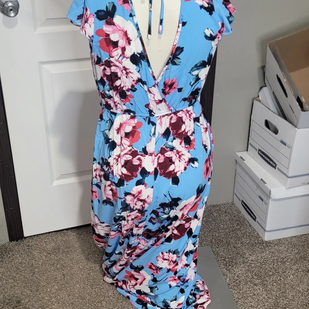 Floral Blue Wrap Dress - Picture 8 of 11